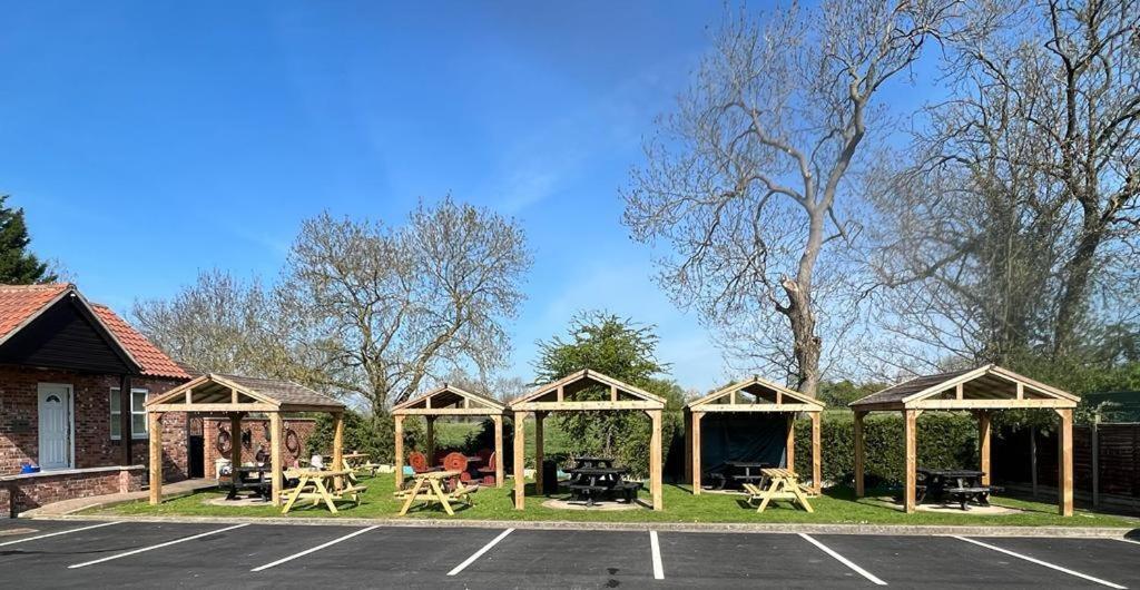 The Black Horse Inn ゲーンズボロ エクステリア 写真