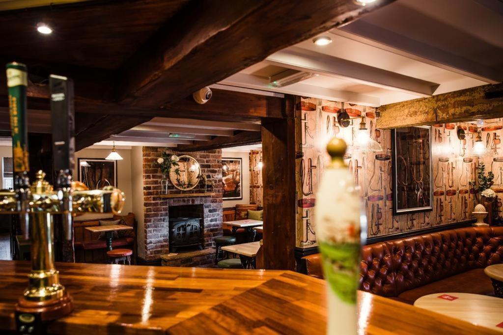 The Black Horse Inn ゲーンズボロ エクステリア 写真