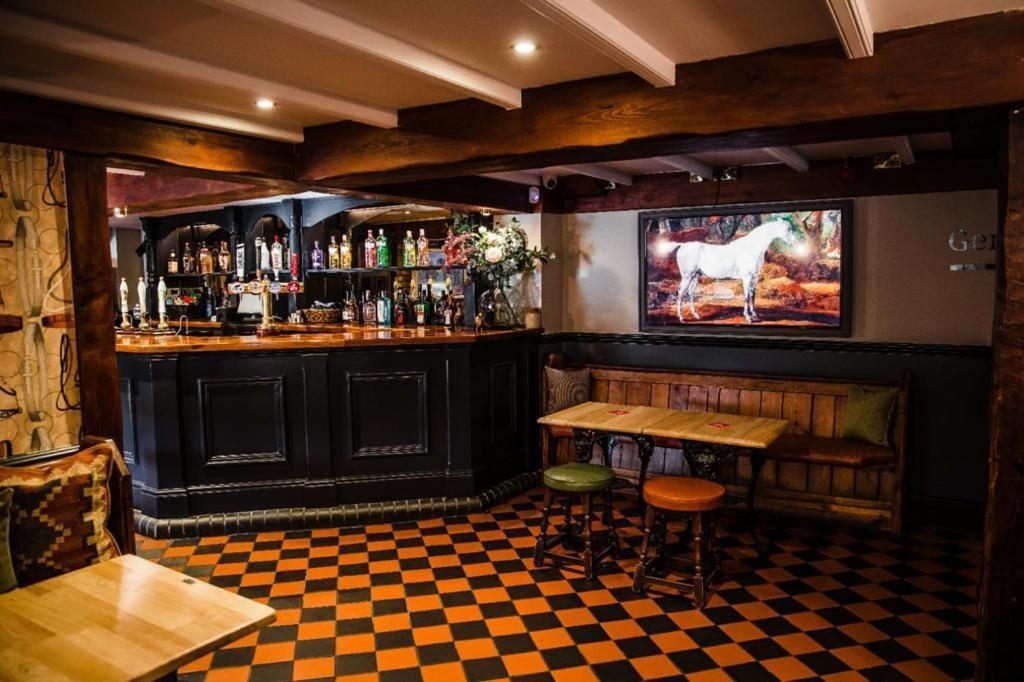 The Black Horse Inn ゲーンズボロ エクステリア 写真