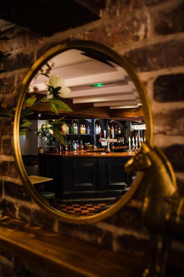 The Black Horse Inn ゲーンズボロ エクステリア 写真